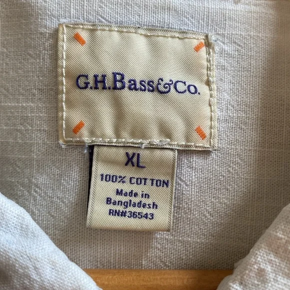 GH Bass Button Down - Picture 3 of 4